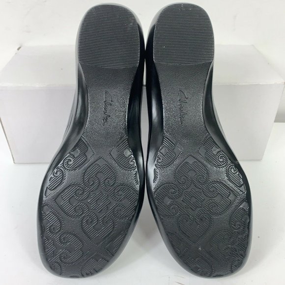 Clarks 84633 Blue Leather Slip On Loafer Wm Sz 7N - Picture 7 of 10